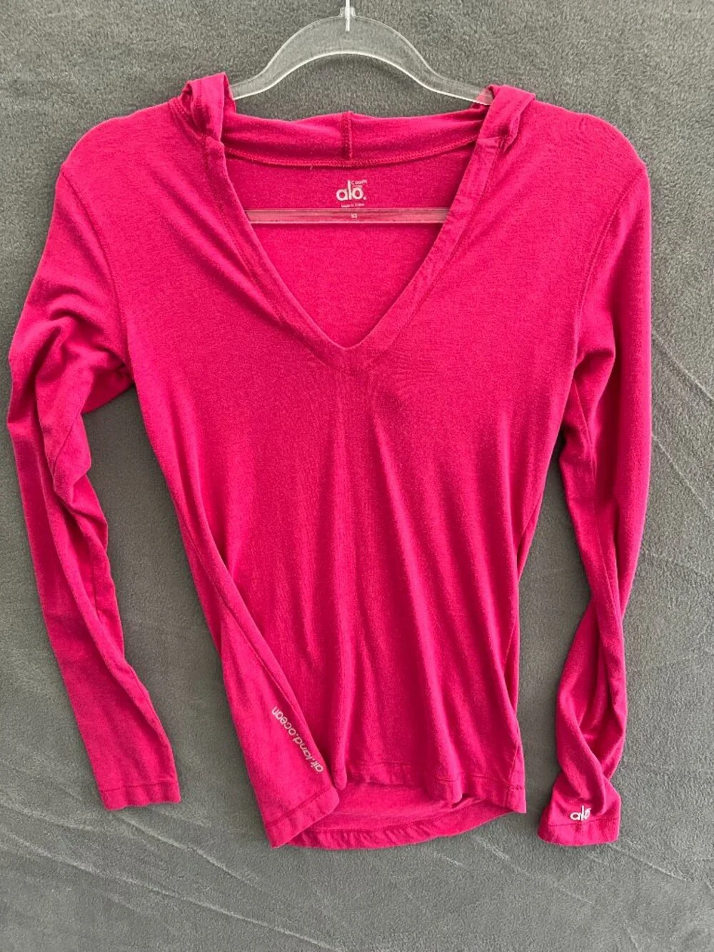 ALO Yoga lightweight hooded